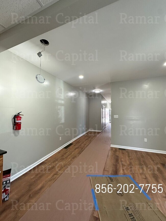 Building Photo - 1442 Princess Ave