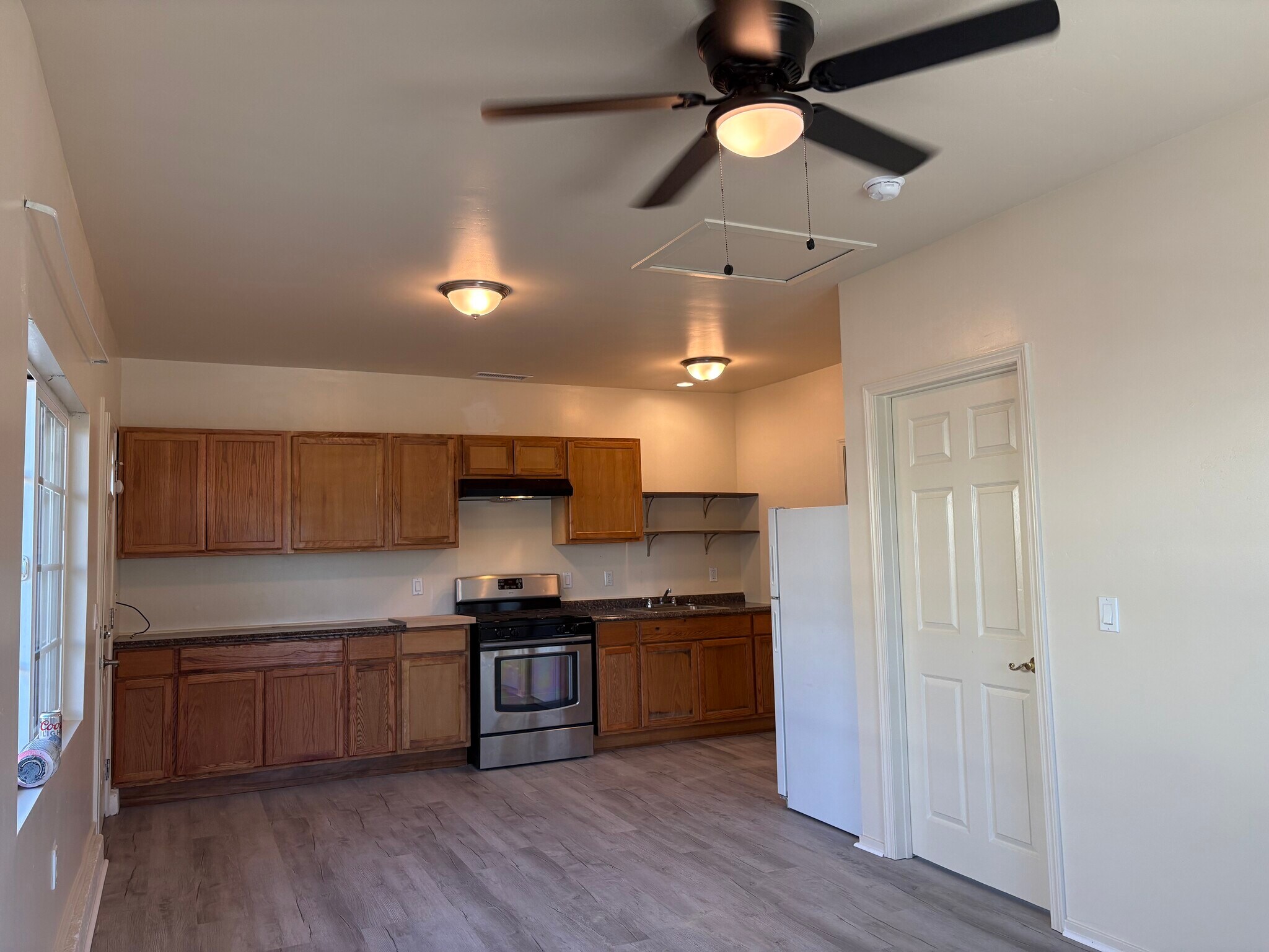 Building Photo - 2020 Tanglewood Dr