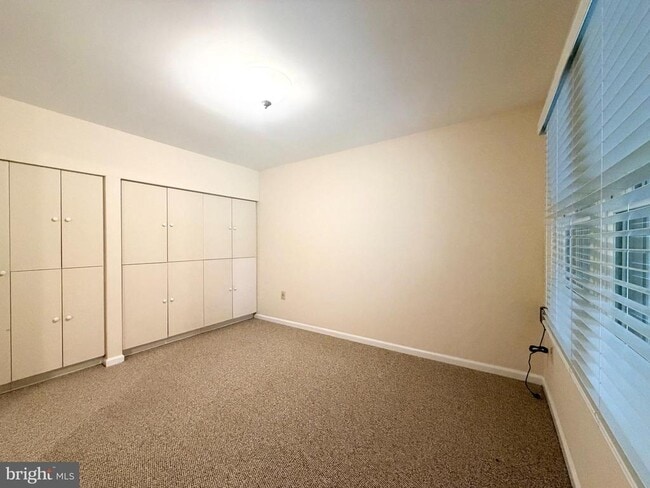 Building Photo - 7418 Crestberry Ln