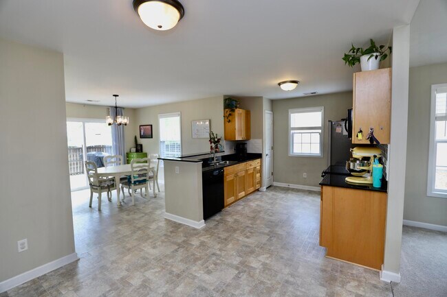 Building Photo - 1116 Waverly Pl Dr