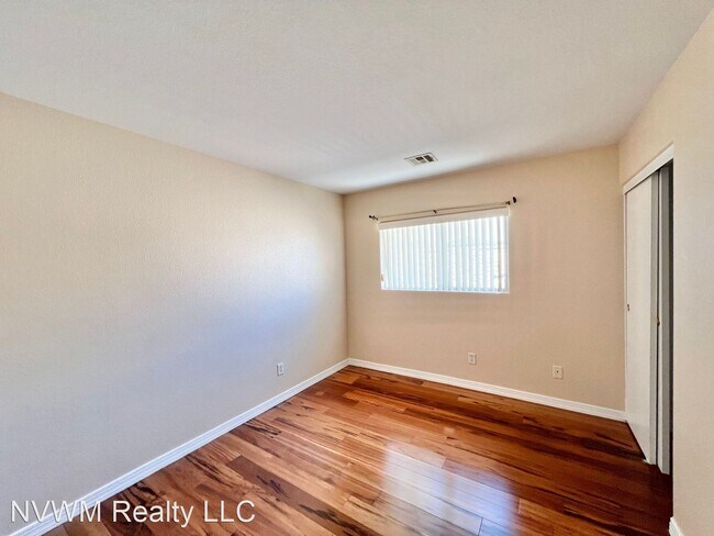 Building Photo - 3 br, 2.5 bath House - 5717 Dewey Dr