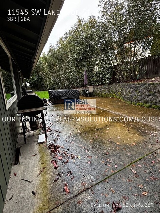 Building Photo - 11545 SW Lanewood St