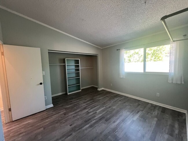 Building Photo - 9805 El Camino Real