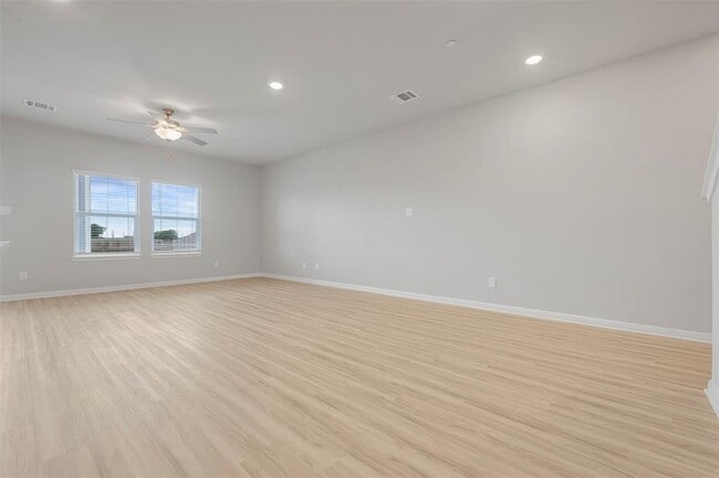Building Photo - 104 Cinnabar Ln