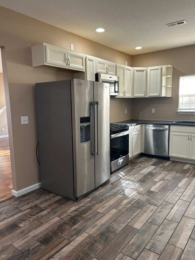 Building Photo - 3051 Bluster Ct