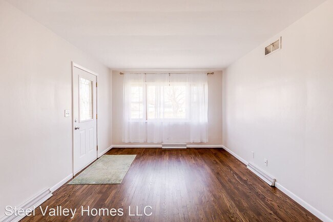 Building Photo - 3 br, 2 bath House - 5153 Pinecrest
