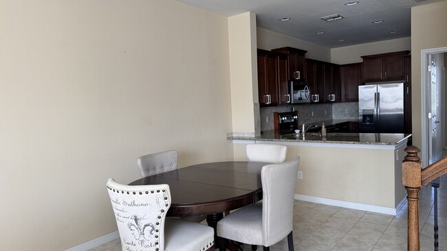 Building Photo - 12016 Lorenza Ln