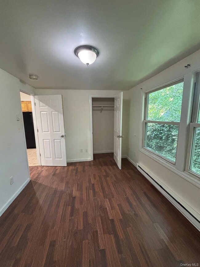 Building Photo - 141 Huguenot Dr