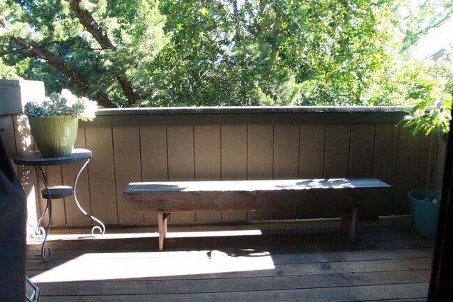 Building Photo - * Coming Soon * 1 Bedroom Condo for Rent