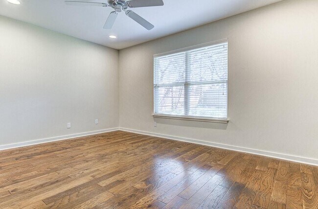 Building Photo - 7305 W Rim Dr