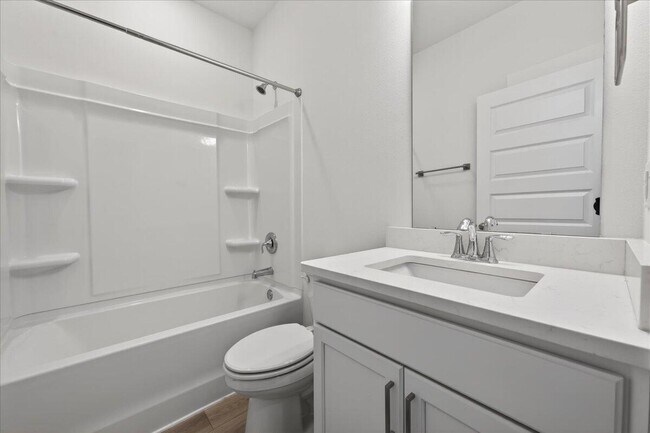 Building Photo - 210 Lyla Ln