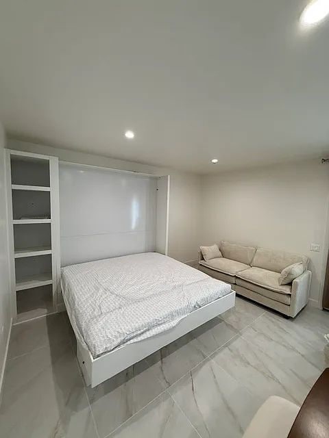 Building Photo - Private ADU with Designer Finishes & Separate Entrance in Desirable Castaic
