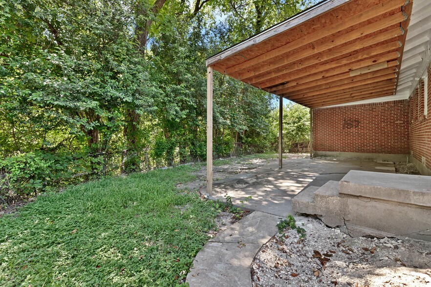 Building Photo - 4014 Sun Valley Dr
