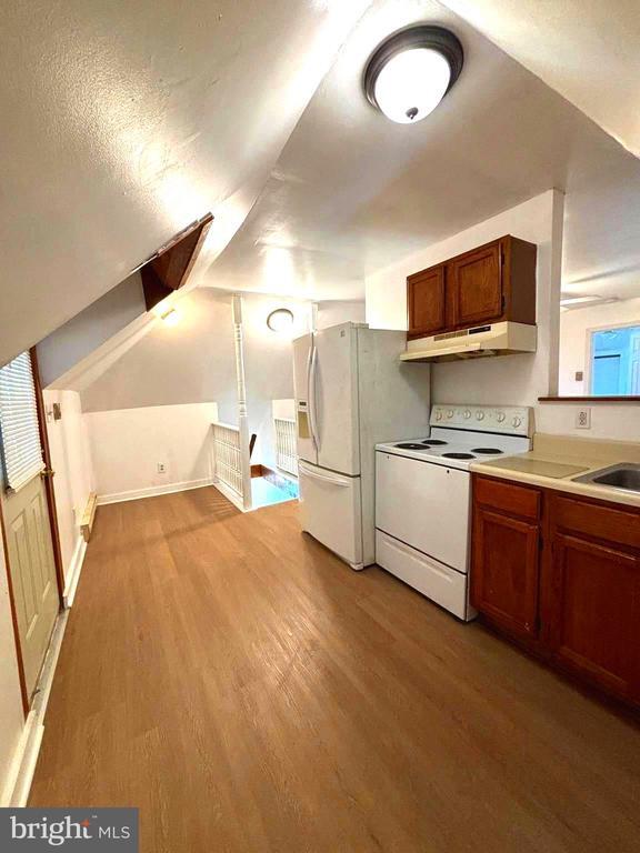 Building Photo - 225 S Delsea Dr
