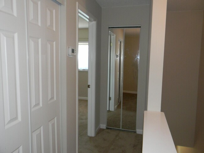 Building Photo - 1036 Ashley Ave