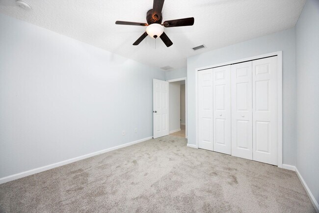 Building Photo - 76690 Timbercreek Blvd