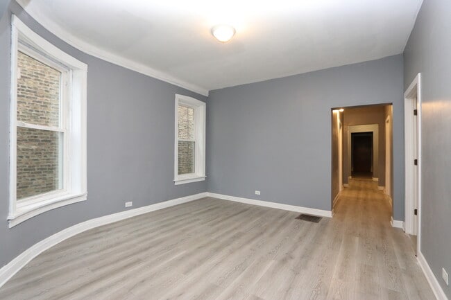 Building Photo - 7414 S Harvard Ave