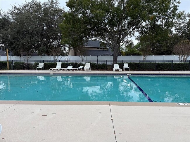 Building Photo - 113 Fern Springs St