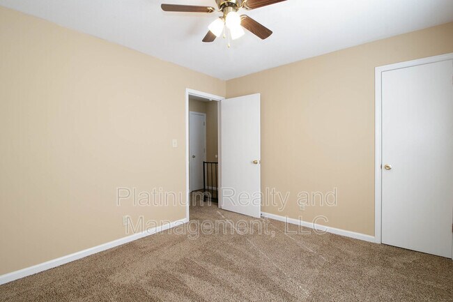 Building Photo - 363 Peabody Dr