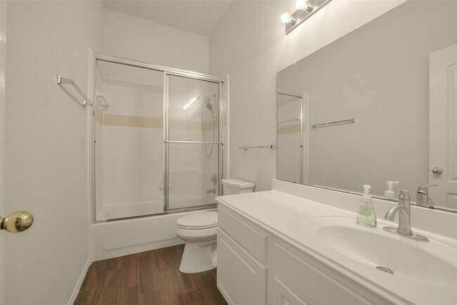 Building Photo - 1414 Phoenician Dr