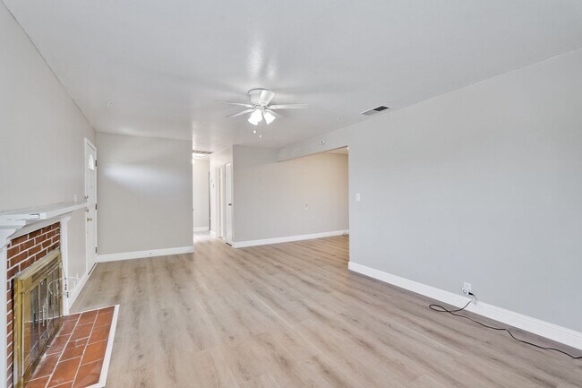 Building Photo - FOR RENT – Beautifully Updated 4 Bed / 3 Bath Home in Prime Santa Clara Location (NVIDIA)