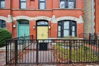 Building Photo - 1936 N Hudson Ave