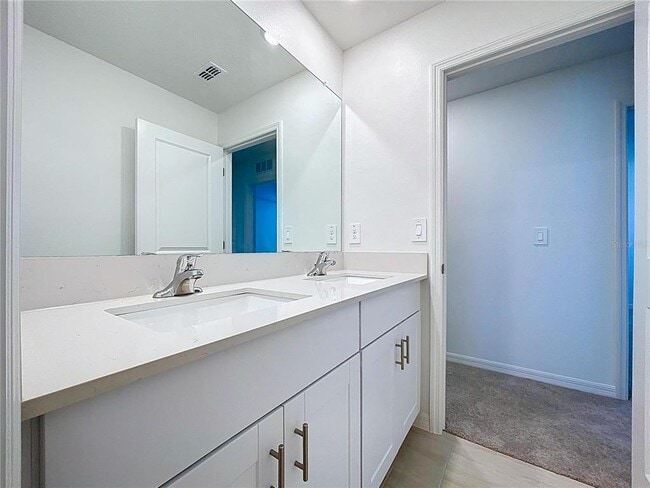 Building Photo - 17498 Happytrails St