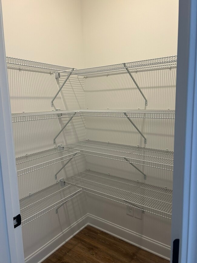 Building Photo - 135 Autumn Ridge