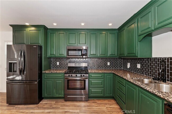 Building Photo - 21510 Crest Forest Dr