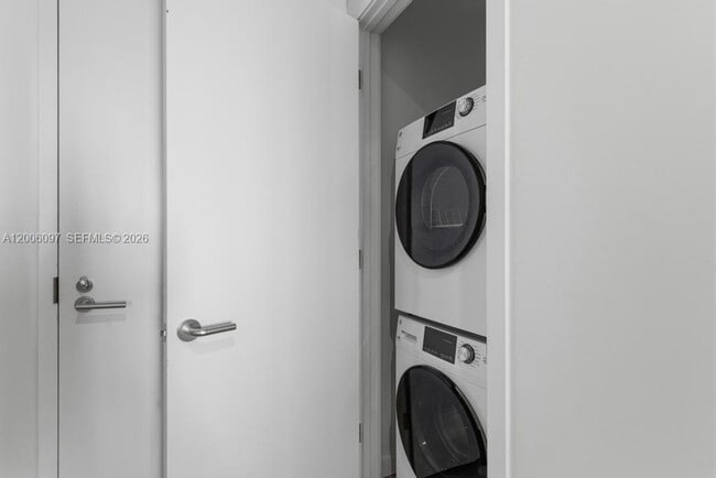 Building Photo - 2700 NW 2nd Ave