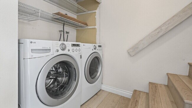 Building Photo - 1281 34th St