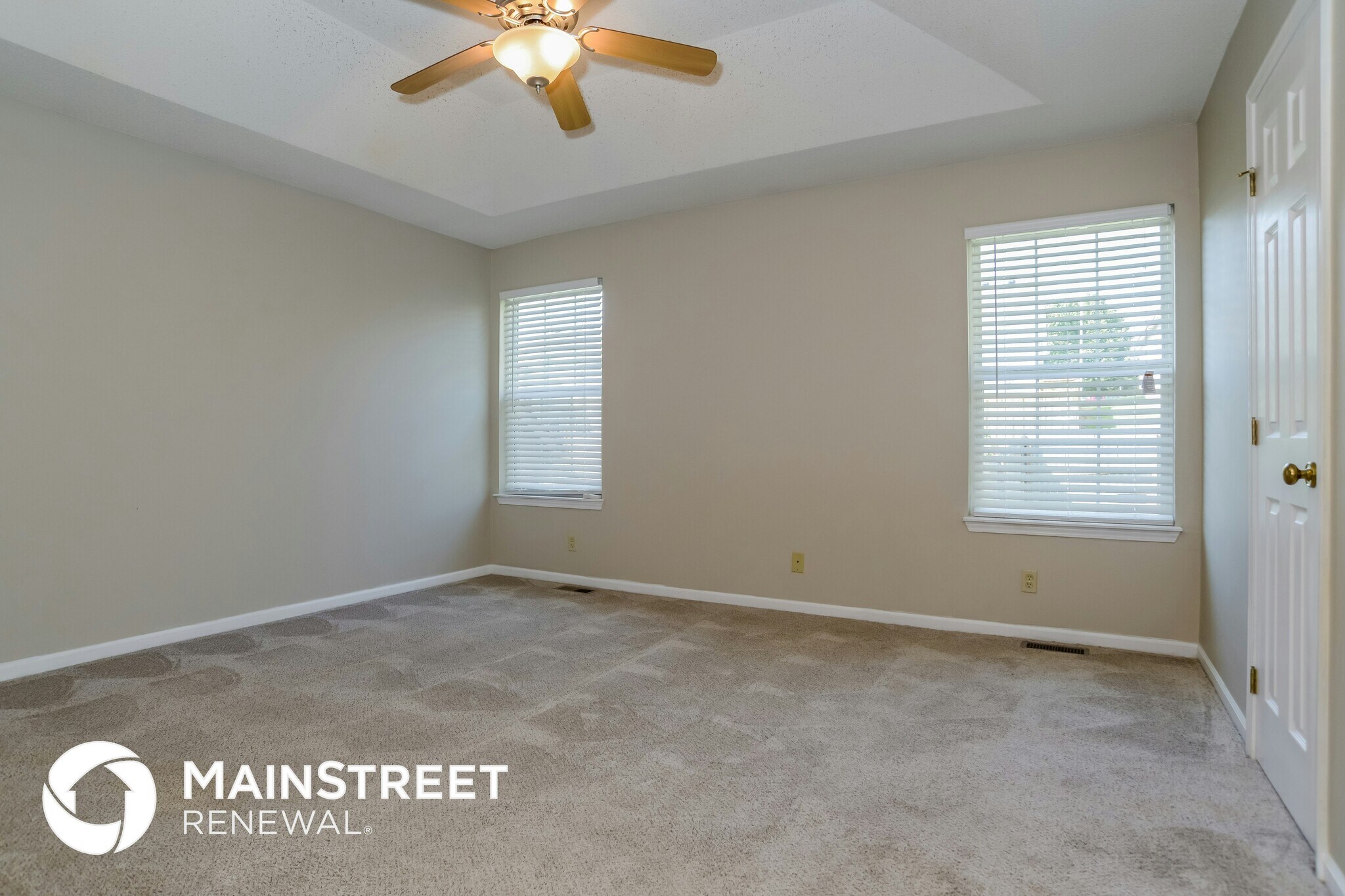 Building Photo - 8556 N Gower Ave