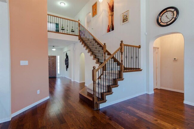 Building Photo - 8373 Brightside Ln