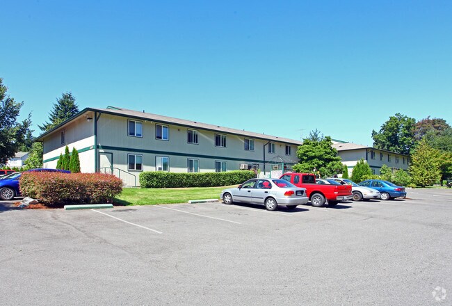 Primary Photo - Pinewood Manor