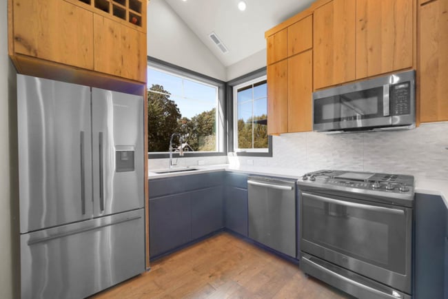 Building Photo - 1909 Elkhorn Dr