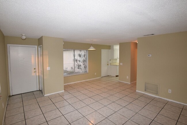 Building Photo - 3115 Split Willow Dr