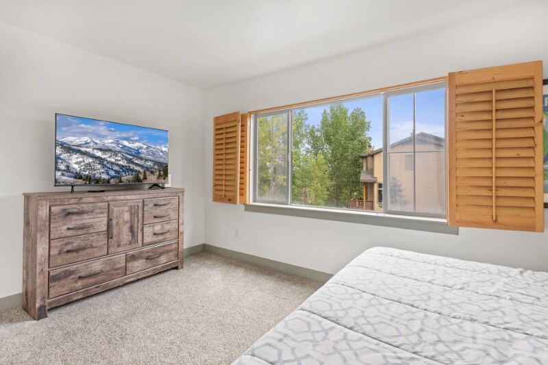 Building Photo - 5501 Lillehammer Ln