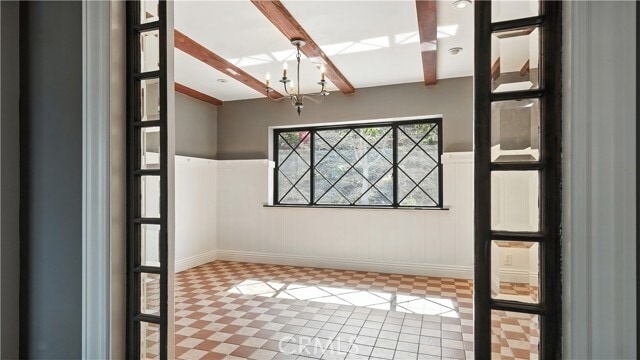 Building Photo - 27620 Eastvale Rd