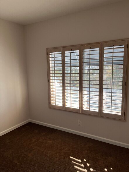 2nd upstairs bedroom - 28277 Via Luis
