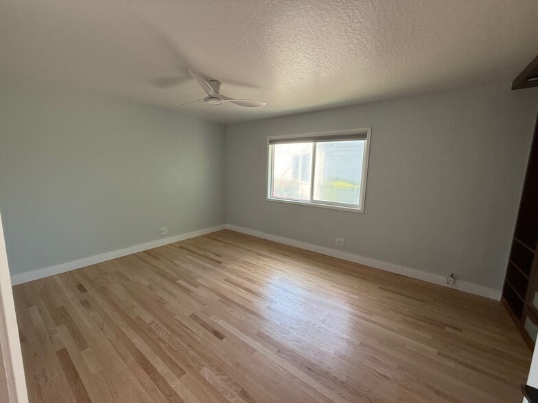 Building Photo - 1720 Marshall Ct