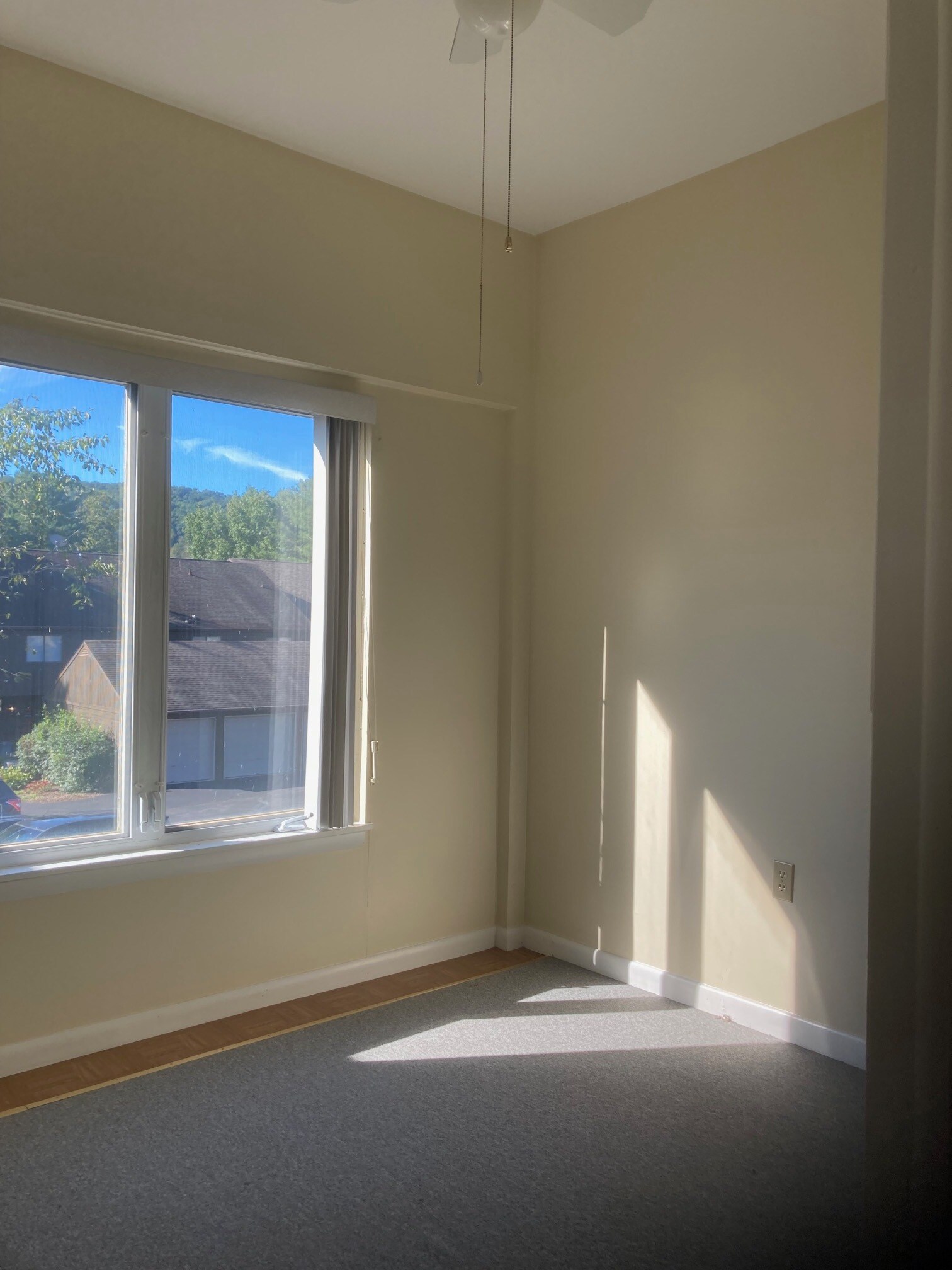 Extra room - 301 Village Rd