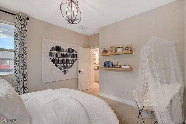 Building Photo - 3209 Vittoria Ave