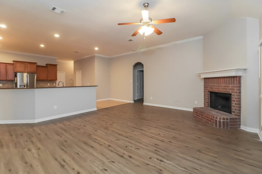 Building Photo - 1625 Salado Tr