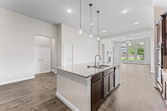 Building Photo - 130 Bloomhill Pl