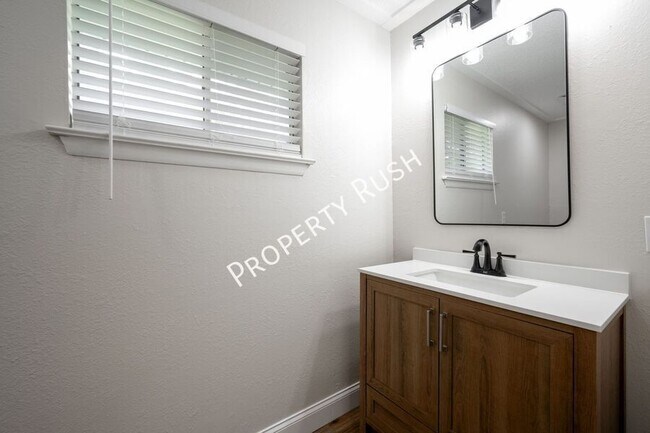 Building Photo - 7713 Nautical Way