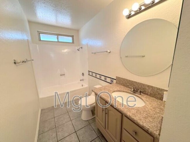 Building Photo - 13552 Poppy Pl
