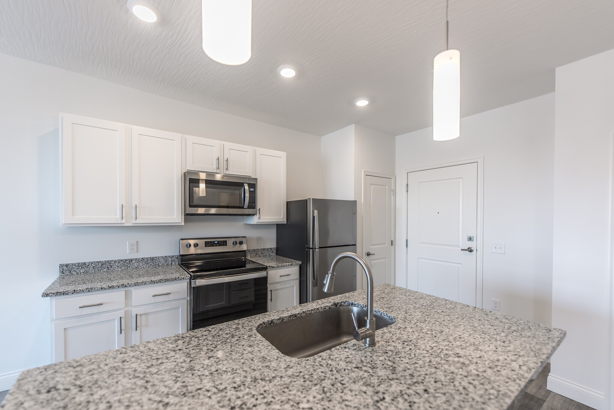 Makley Place Apartments 210 W 5th Ave Columbus OH 43201 Apartment