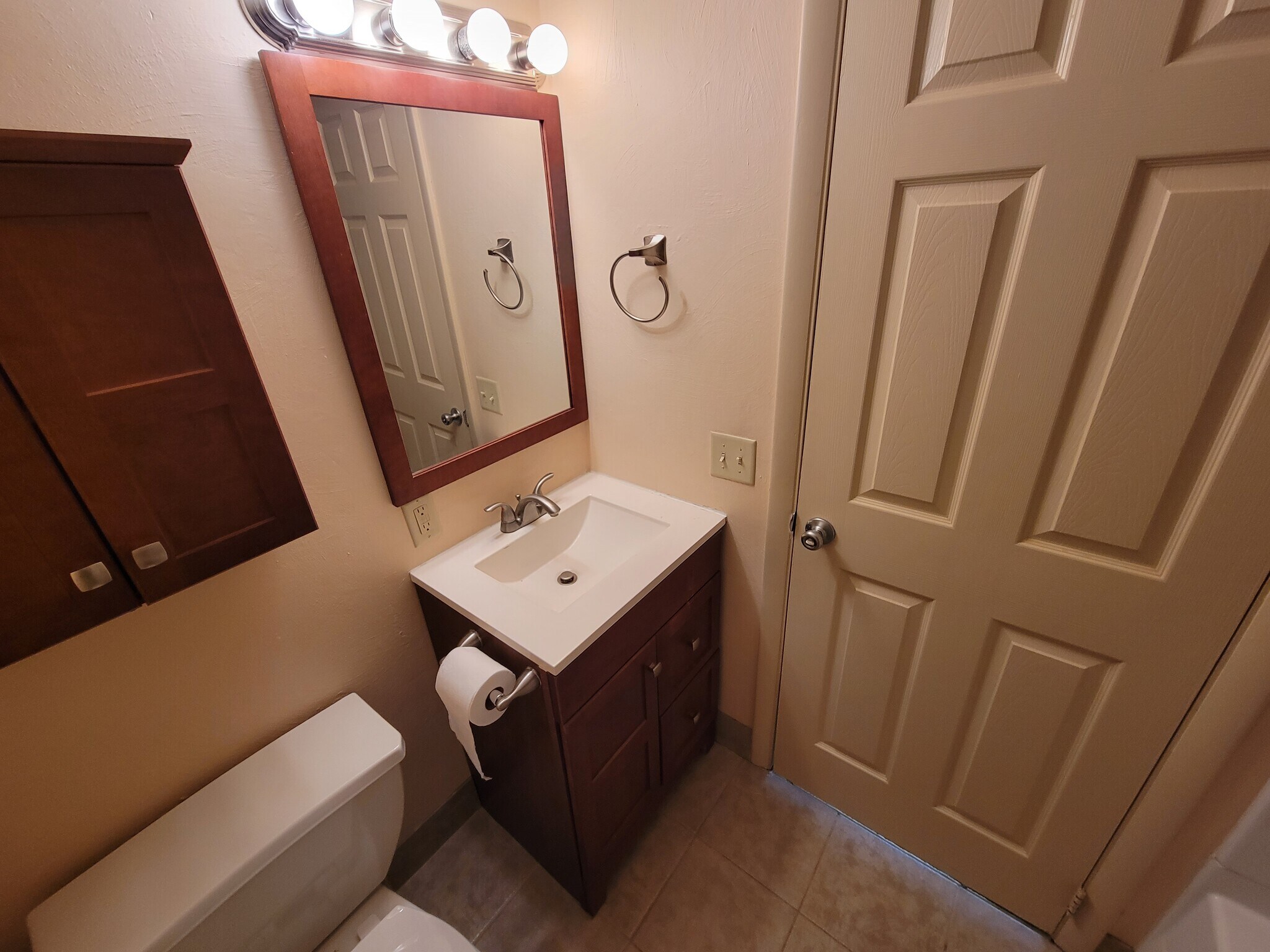 Bathroom - 811 Painter St