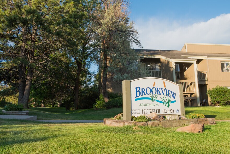 Primary Photo - Brookview Apartments