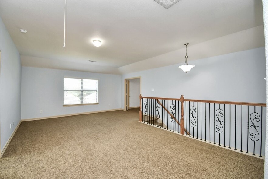 Building Photo - 11010 Riggs Mill Ln